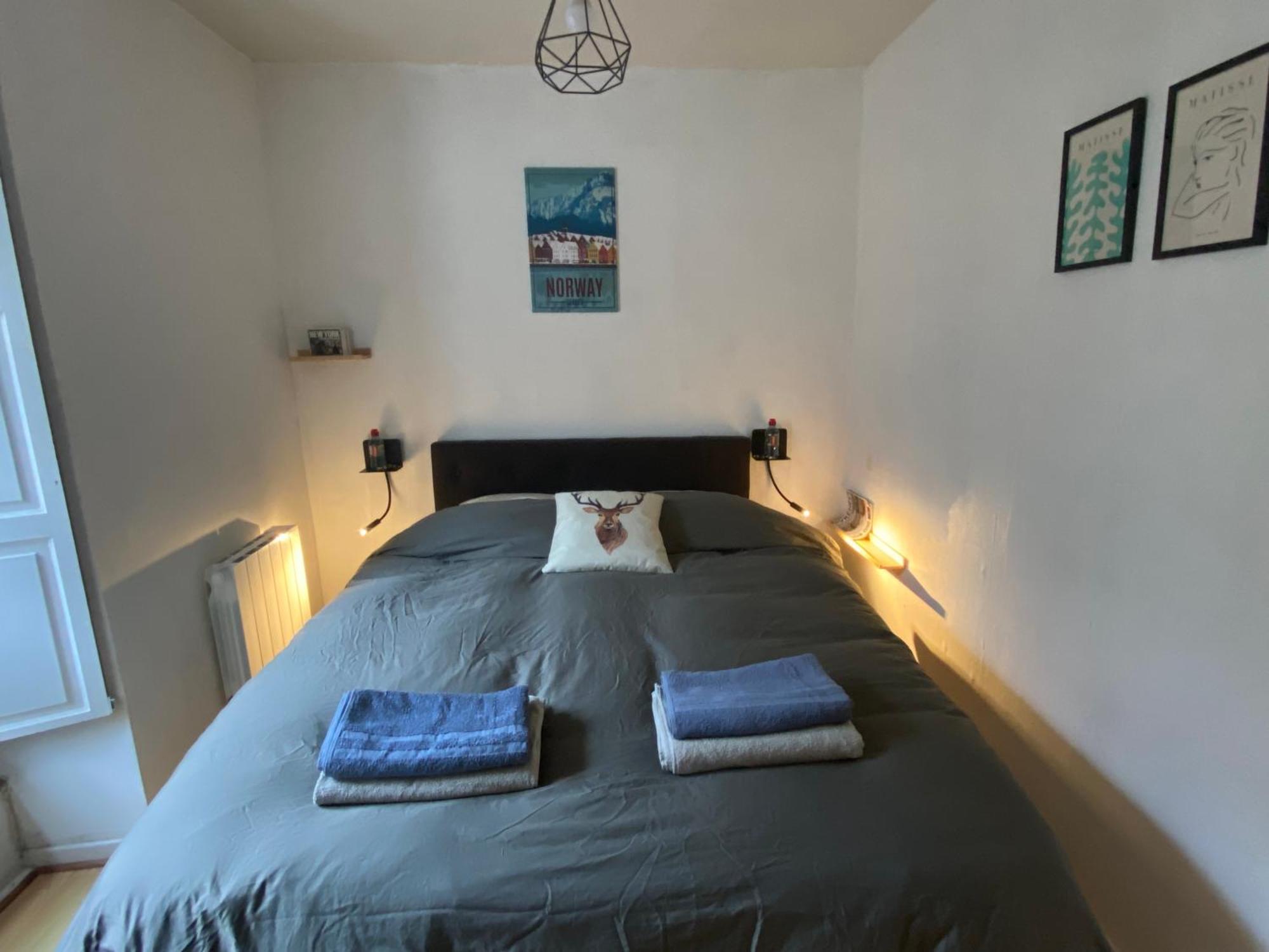 Apartamento Au 47 Allees D'etigny - & Standing - Avec Parking - Linge De Lit Et De Toilette Inclus *