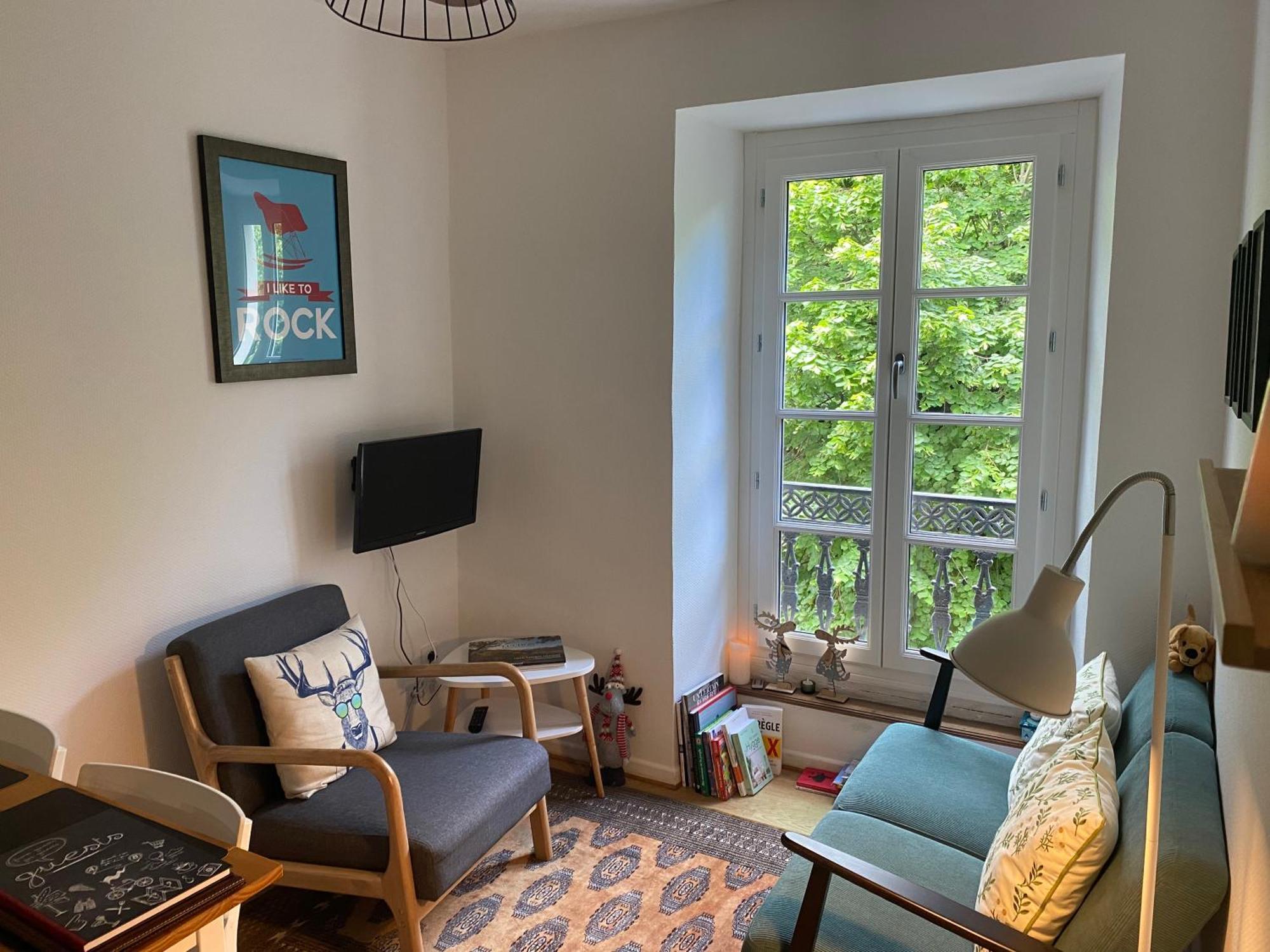 Apartamento Au 47 Allees D'etigny - & Standing - Avec Parking - Linge De Lit Et De Toilette Inclus *