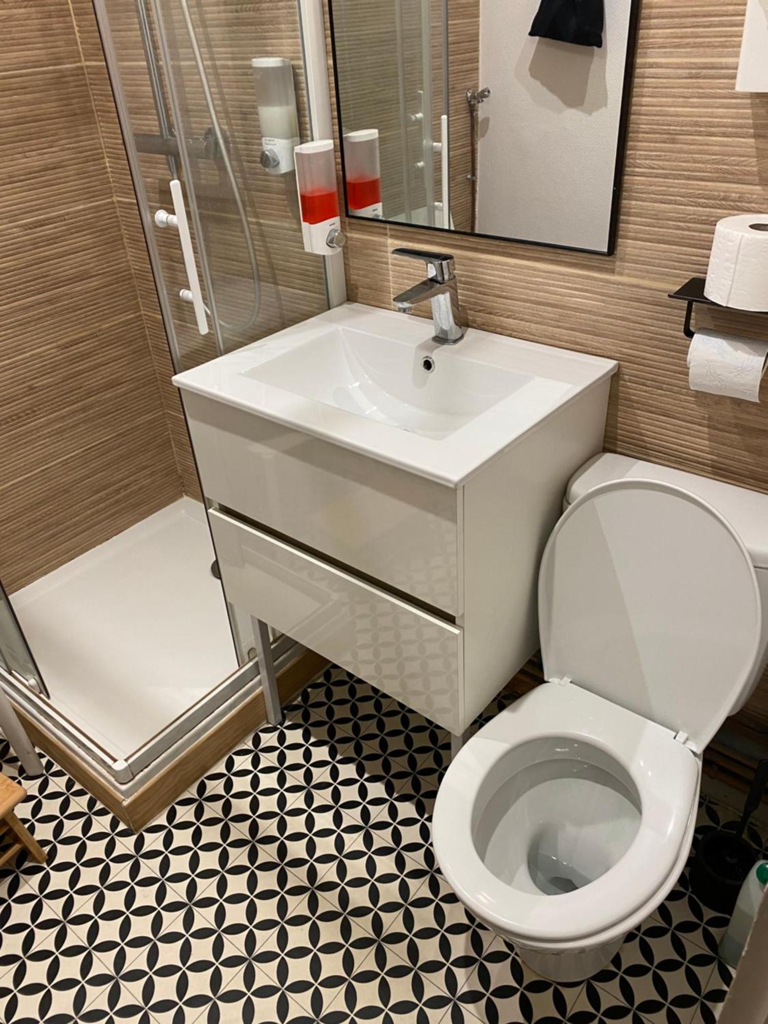 Au 47 Allees D'etigny - & Standing - Avec Parking - Linge De Lit Et De Toilette Inclus *