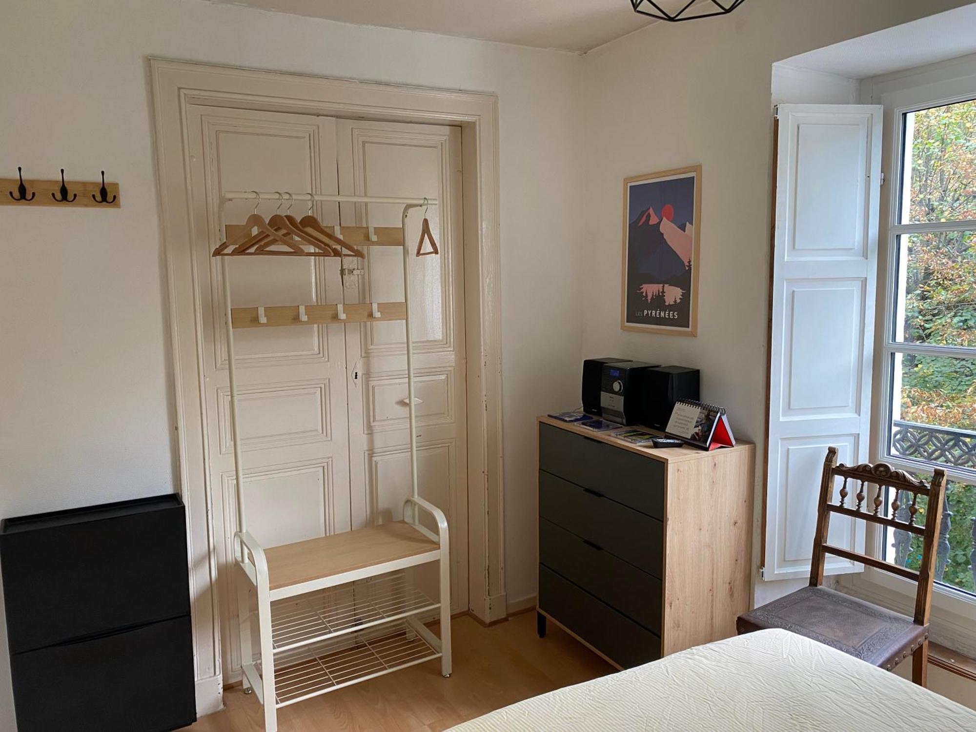 Au 47 Allees D'etigny - & Standing - Avec Parking - Linge De Lit Et De Toilette Inclus Apartment *