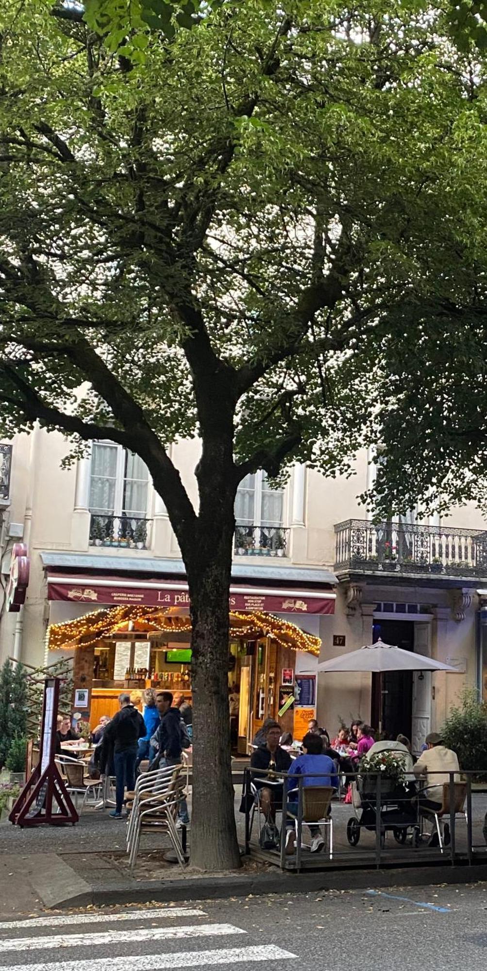 Appartement Au 47 Allees D'etigny - & Standing - Avec Parking - Linge De Lit Et De Toilette Inclus