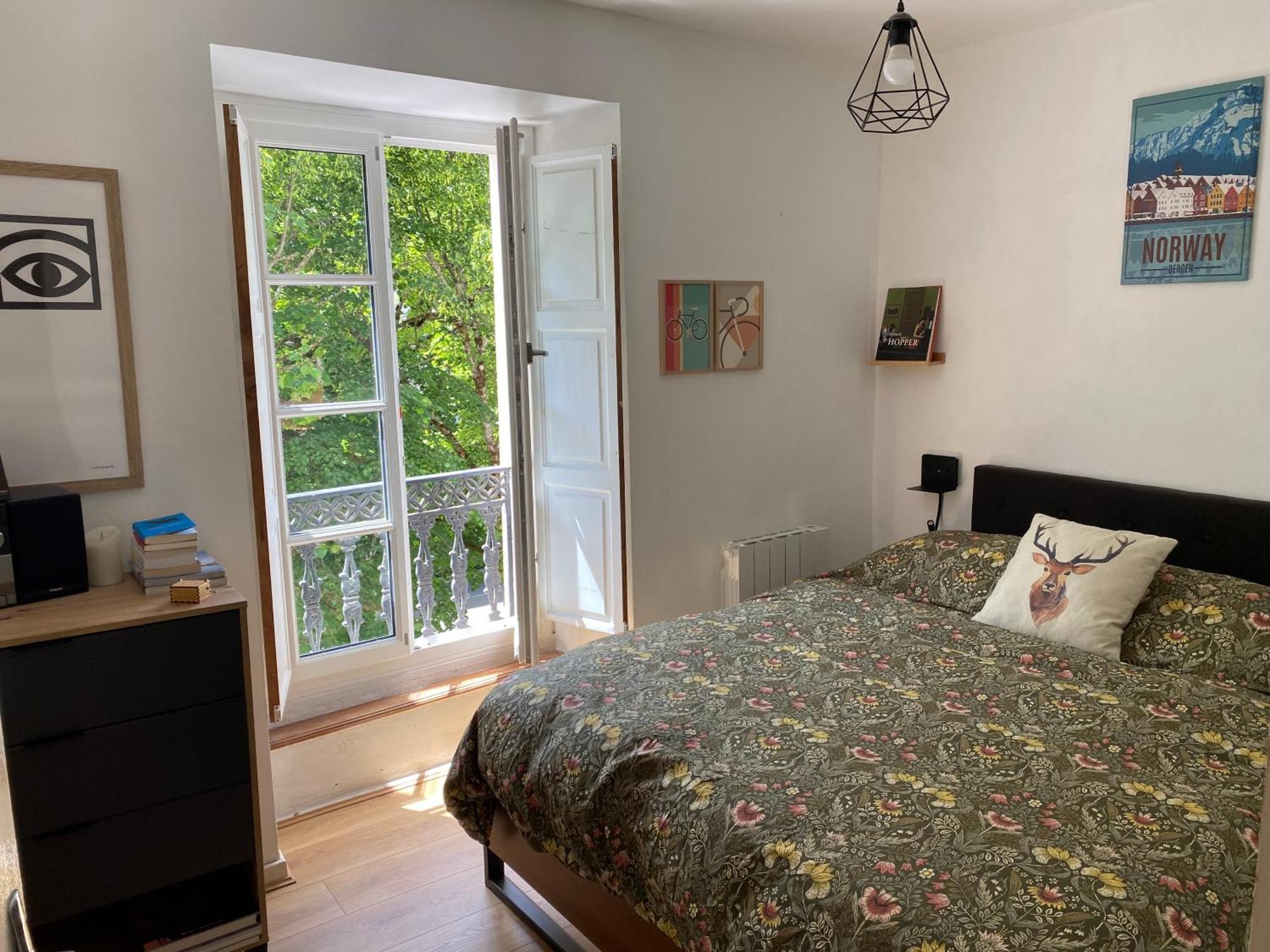 Apartment Au 47 Allees D'etigny - & Standing - Avec Parking - Linge De Lit Et De Toilette Inclus *